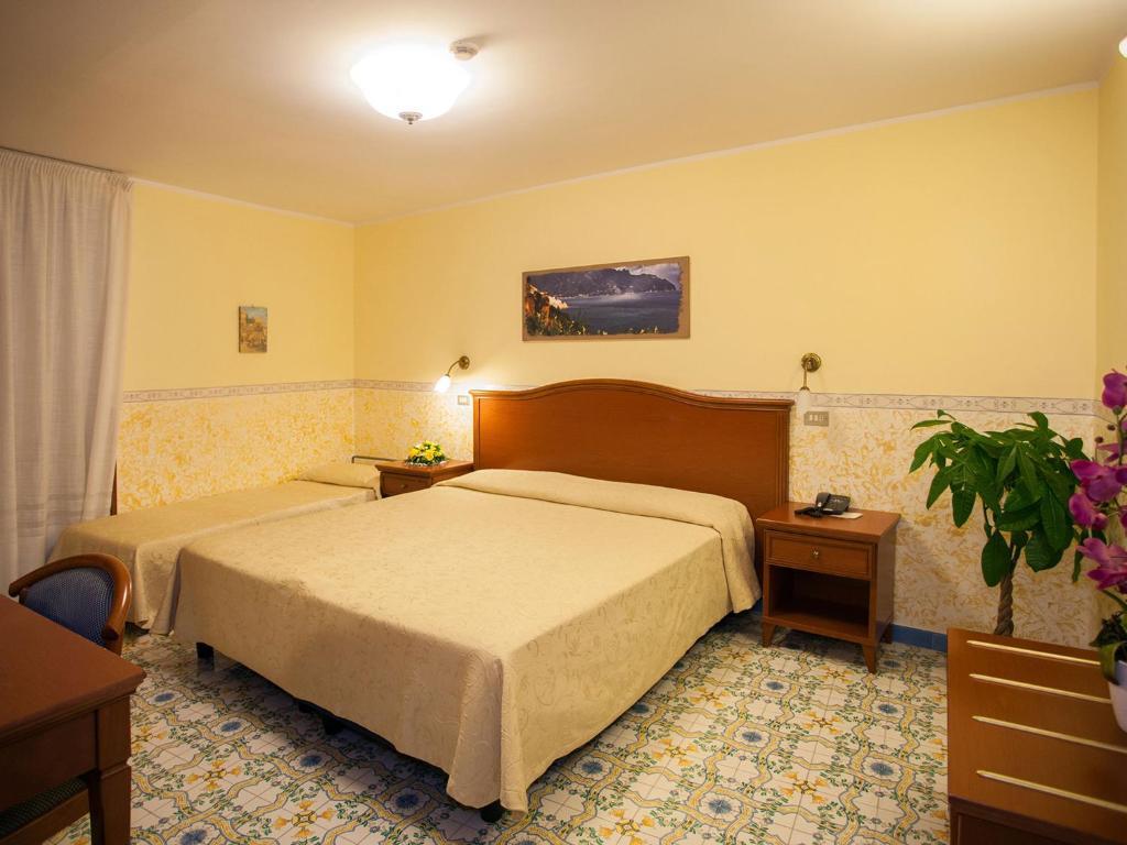 Hotel Amalfi Quarto foto
